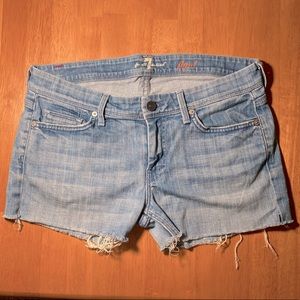 7 for all Mankind jeans Blue cut off Jean shorts Size 27 women’s low rise
